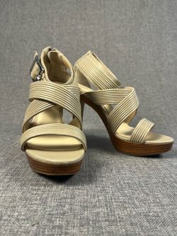 Calvin Klein Womens Platform Strappy Sandals Shoe SZ 8M Tan Leather Zipper 5"