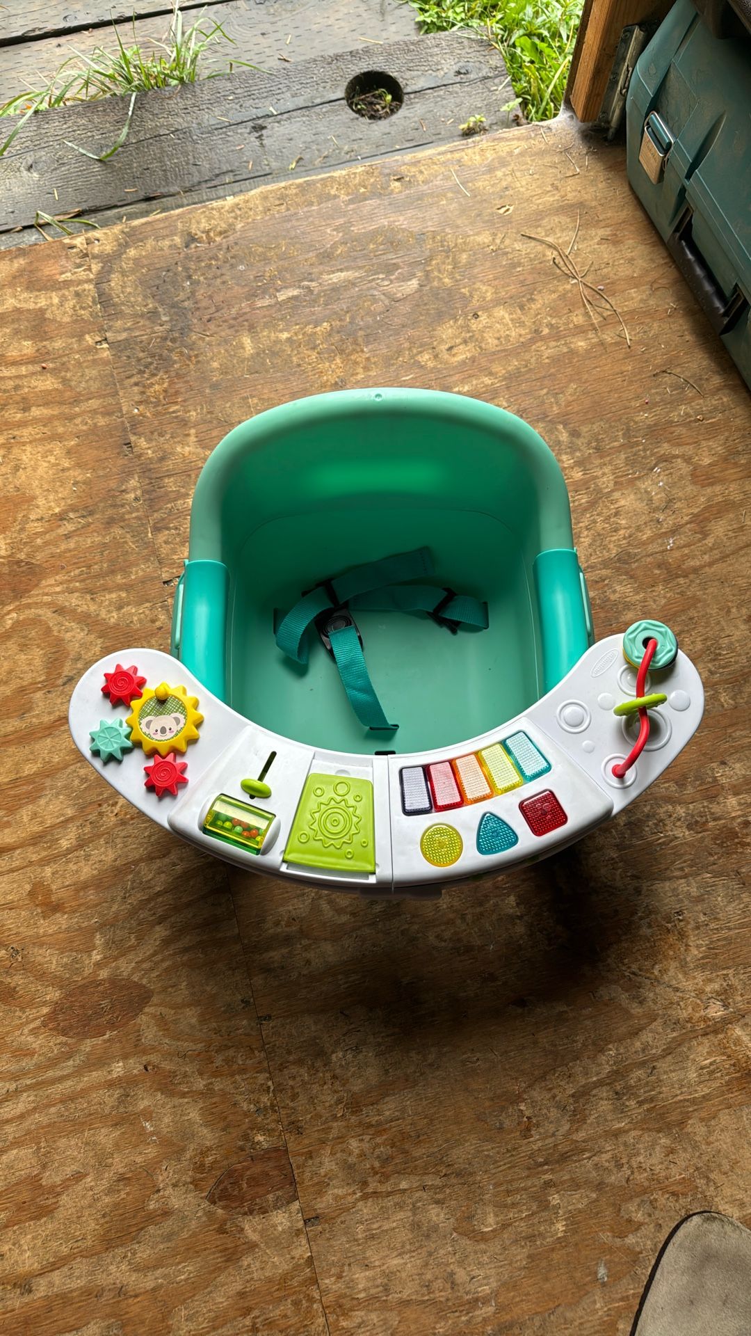 Baby Seat With Fun Fidgets