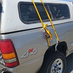 Chevy/GMC 2000-2006 Camper Shell 