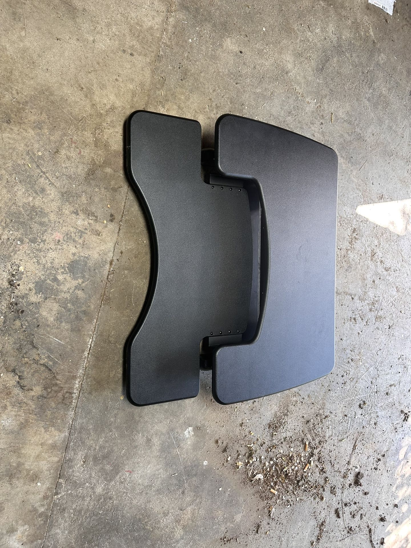 Pop Up Desktop Stand