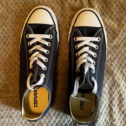 Women’s Converse Shoes 