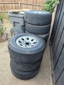 Full set of 4 cookies rims.