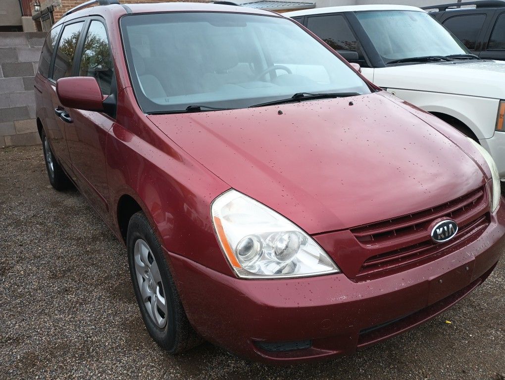 2009 KIA Sedona