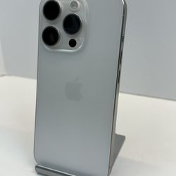 Apple iPhone 15 PRO 128gb. ( Fully Unlocked )