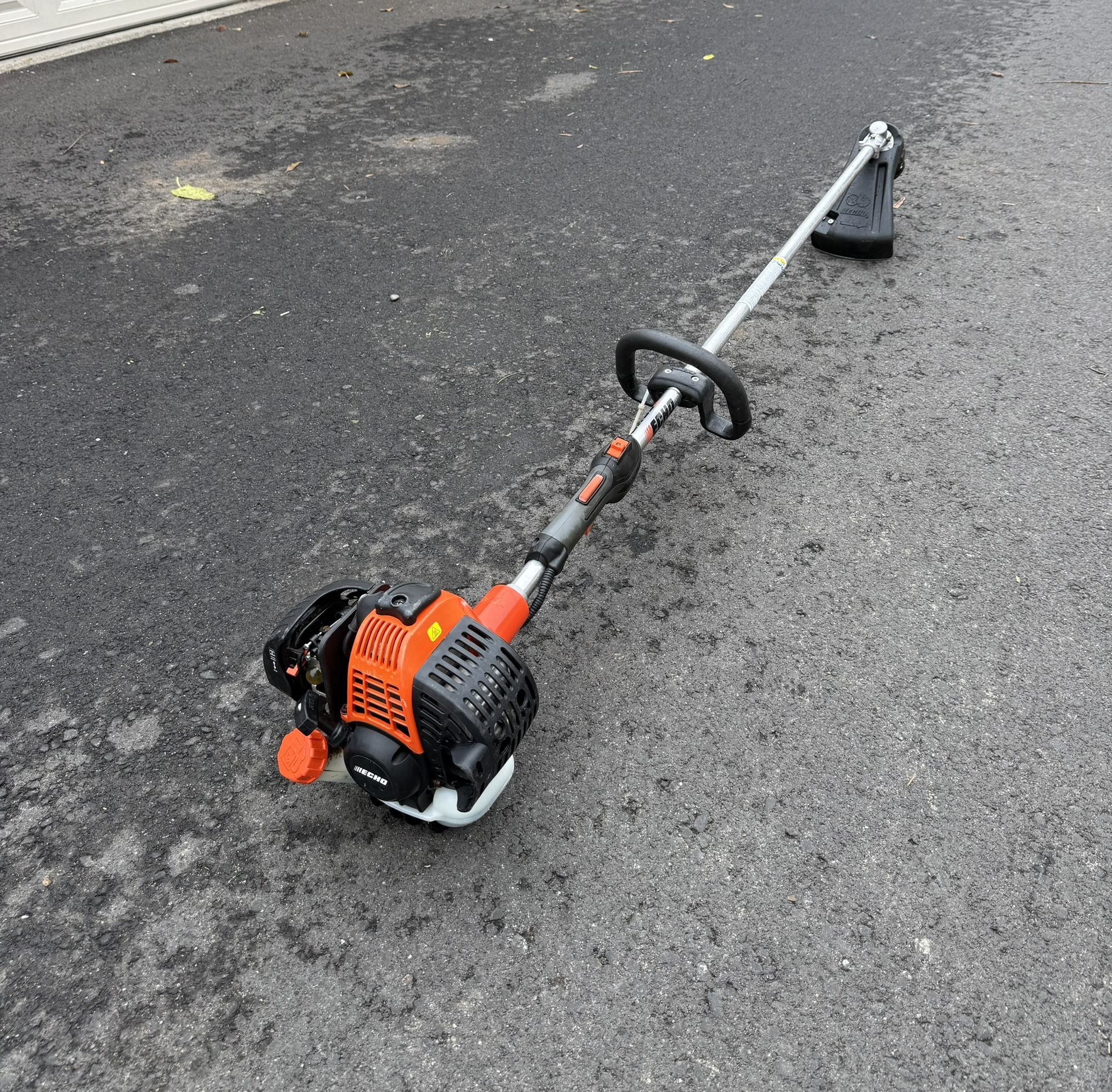 Echo SRM 266 Straight Shaft String Trimmer