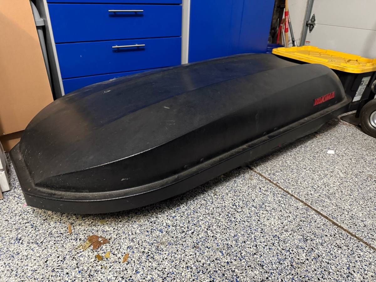 Yakima Cargo Box 