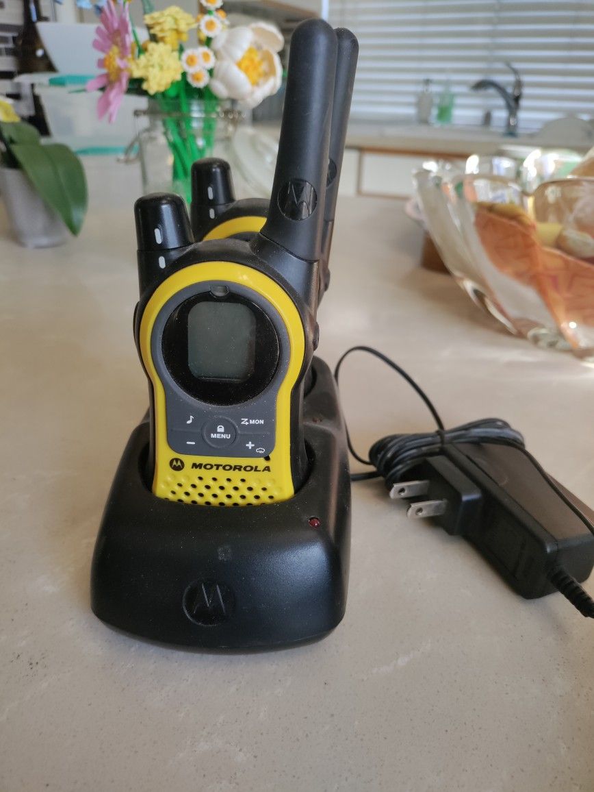 Walkie Talkies By Motorola 2mile Range