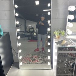 Full Body Hollywood Vanity 