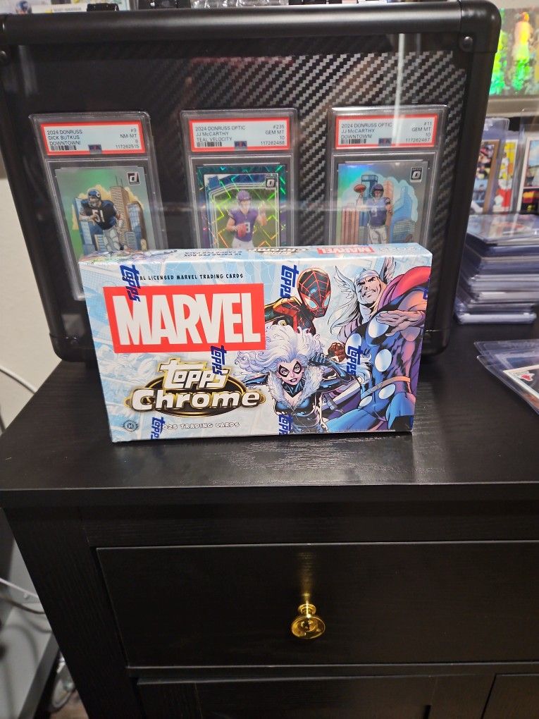 2025 Marvel's Topp Chrome Hobby Box
