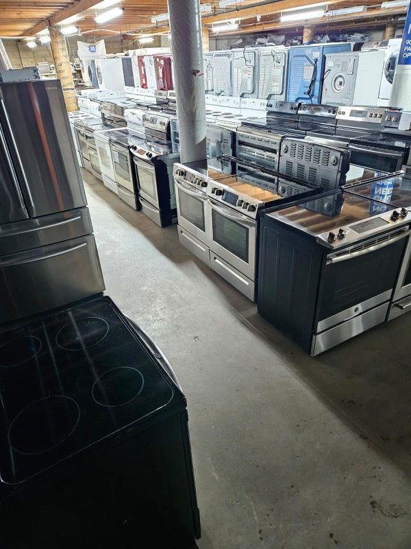 Blow Out Sale Store Full Of Nice Like Brand New Refrigerators Oven Stove Washer Dryer Stackable Free Warranty Free Financing Available