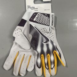 NEW! Minnesota Gophers Nike Alpha Elite Batting Gloves Dri-Fit Large FB4178-148  Brand new 100% authentic! Check out photos for further details and fe