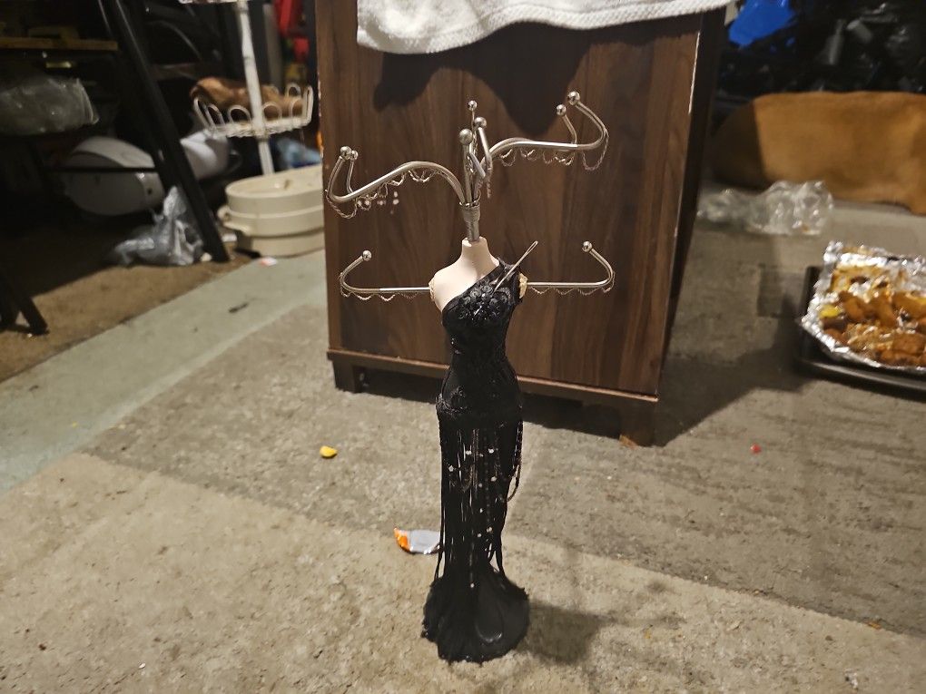 Necklace Holder