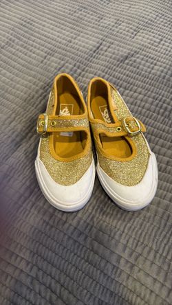 New girls sparkle vans size 12