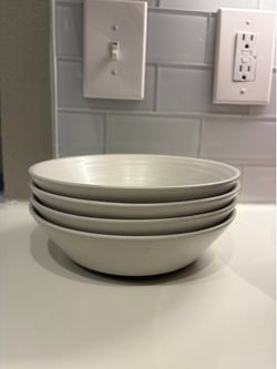 Set of 4 portmeirion bowls
