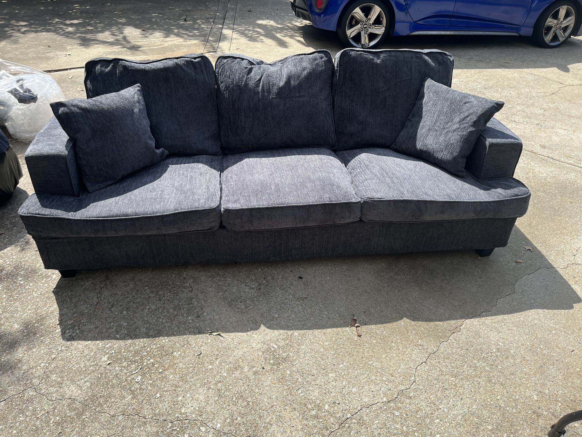 Brand new 3 seater sofa 