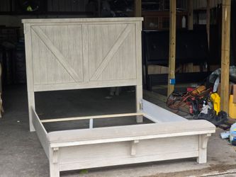 QUEEN BED FRAME