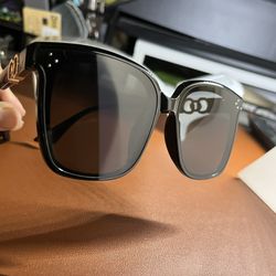 Fashion Black Square Sunglasses