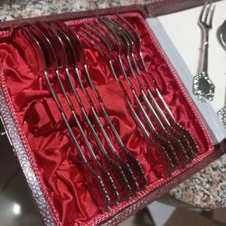Antique Silverplated Tea Spoon/fork Set