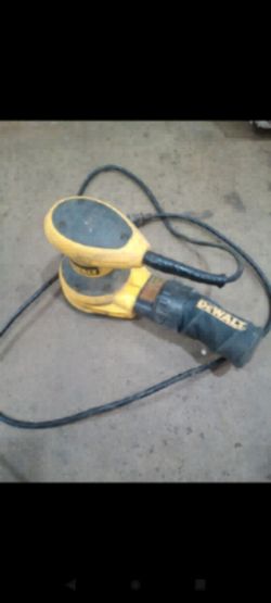 DeWalt orbital sander