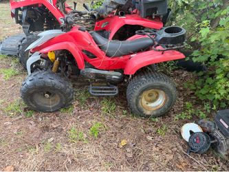 Chinese Honda clone 125cc four wheeler