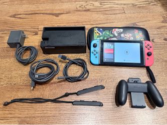 Nintendo Switch (2019 version) Bundle - Excellent Condition - No Joy-Con Drift