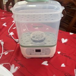 Momcozy bottle/pacifier Sterilizer 