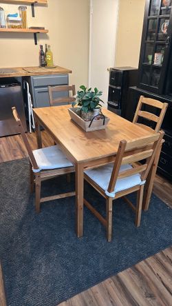 Wood dining table & 4 chairs