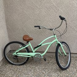 Electra Cruiser 7 Bike