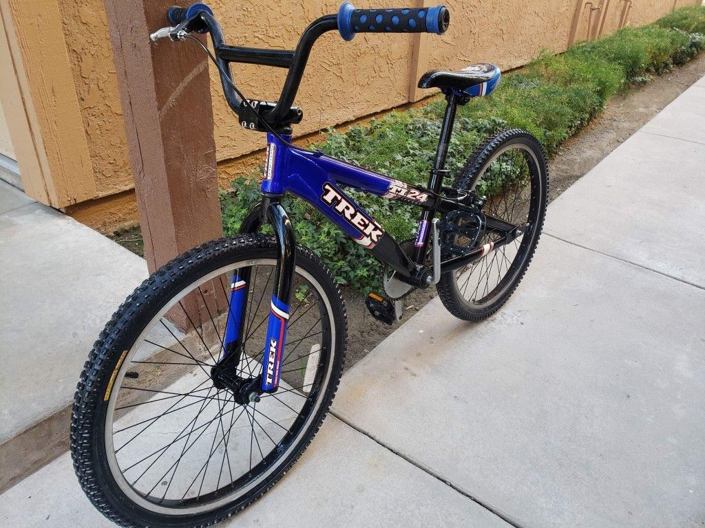 TREK BMX TIRE 24 SIZE M