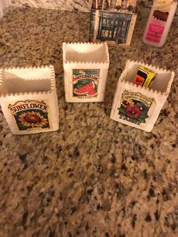 Ceramic bags for decoration