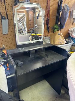 Light up vanity $50