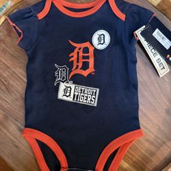 NWT Detroit Tigers Onesie 3-6months