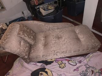 Little girls laying chair