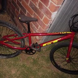 GT 'Pro 24 " Mach one"