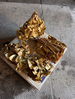 Silvestri religious figurines