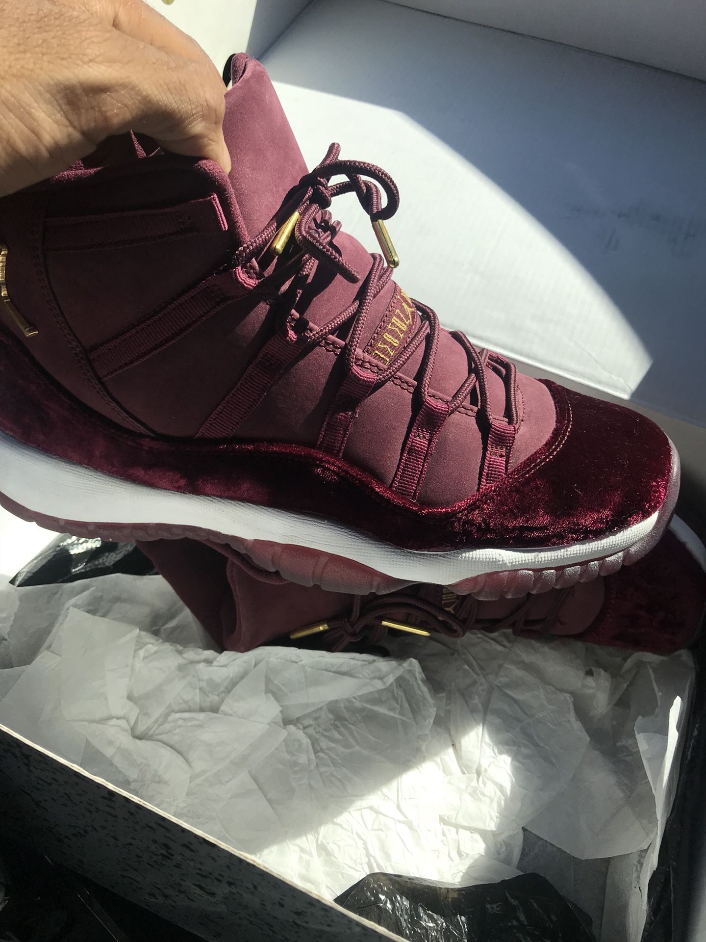 Jordan 11 “Velvet” Size 7.5