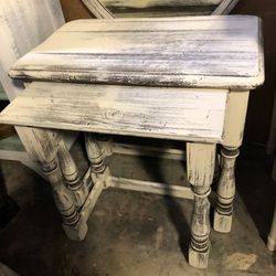 Nesting Tables (2)