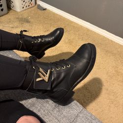 Louis Vuitton Wonderland Flat Ranger Boots