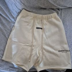 Fear Of God Essentials Shorts M