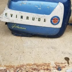 EVINRUDE 50HP OUTBOARD MOTOR  HOOD