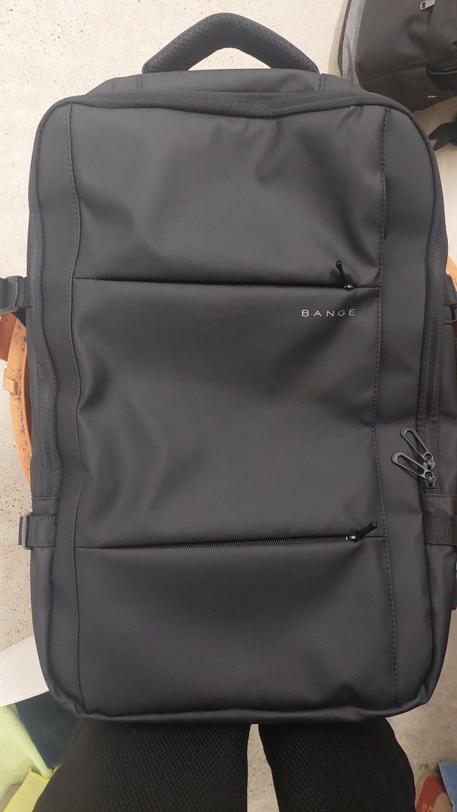 BANGE 35L Travel Backpack