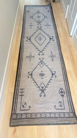 Ruggable runner rug ,2.5’ by 10ft