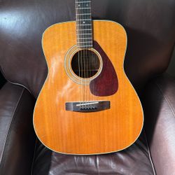 Guitar - Acoustic By Yamaha 