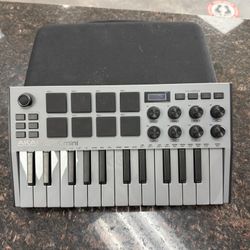 Akai Mpk Mini