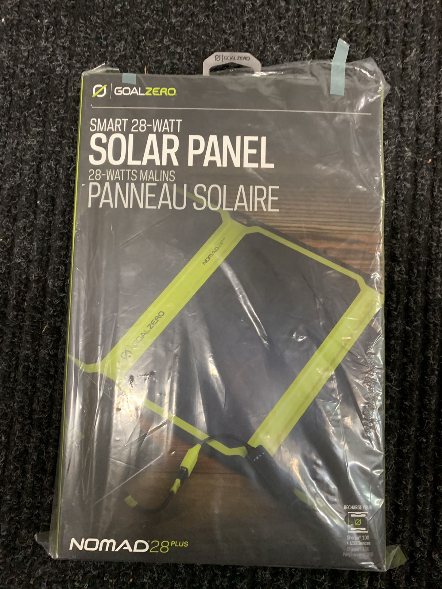 Goal zero nomad 28 plus solar panel