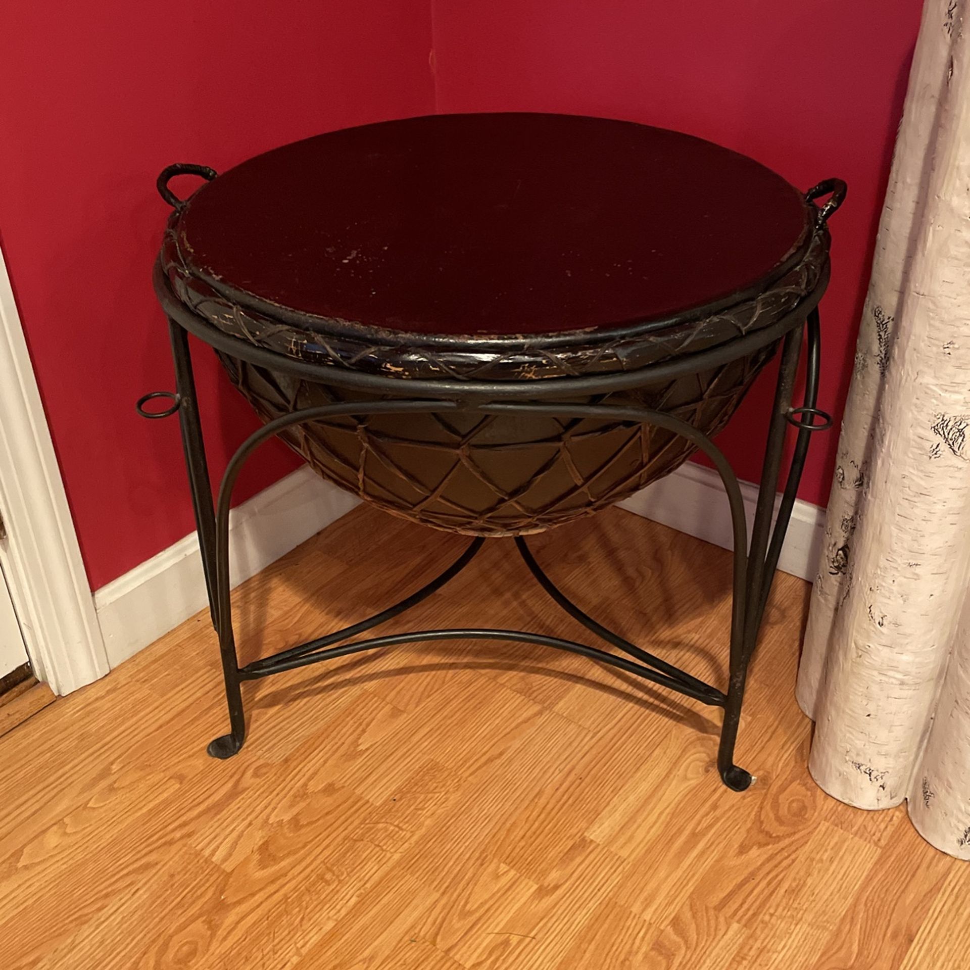 Large Drum End Table With Drum Sticks Good Condition Retails $2200