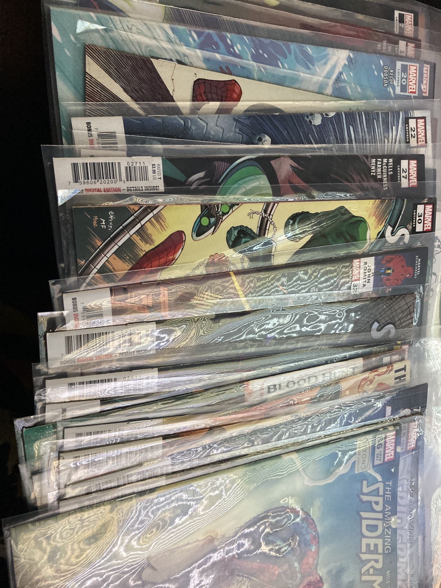 (Taking offers) Over 1,900 comics With Over 100 Keys