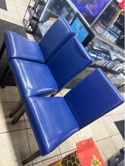 Set of Blue Faux Leather Dining / Accent Chairs