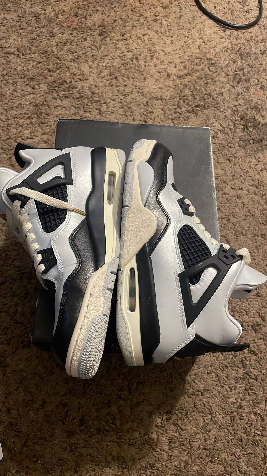 Jordan 4