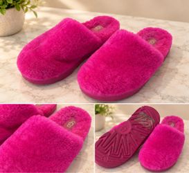 UGG Fuzzy Slippers – Hot Pink, Size 4